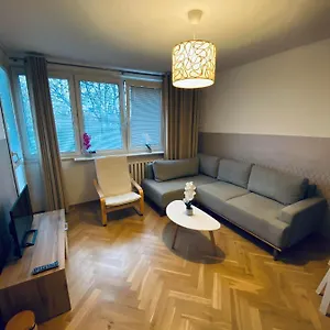 Clicktheflat Mila Center Warszawa