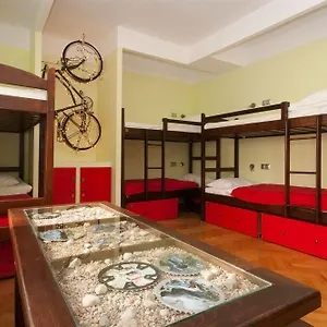 Helvetia - Private In Center And Old Town Warszawa